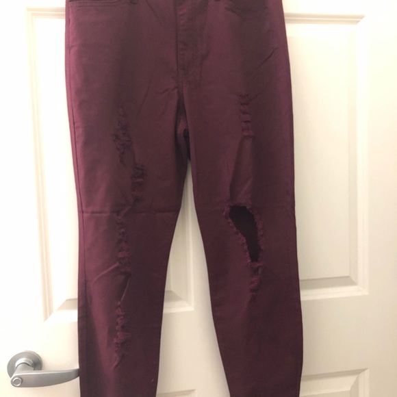 🆕 Fashion Nova Distressed Jeans - Picture 3 of 4